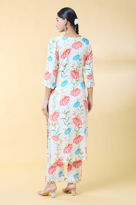 Shop Kalakaari By Sagarika Off White Organza, Embroidery Floral Print Straight Kurta Pant Set at Aza Fashions Shop_Kalakaari By Sagarika_Off White Organza, Embroidery Floral Print Straight Kurta Pant Set _at_Aza_Fashions