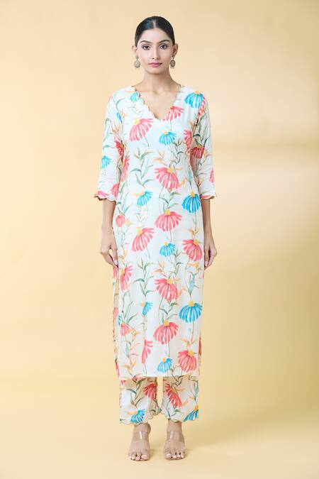 Kalakaari By Sagarika Off White Organza, Embroidery Floral Print Straight Kurta Pant Set Online at Aza Fashions Kalakaari By Sagarika_Off White Organza, Embroidery Floral Print Straight Kurta Pant Set _Online_at_Aza_Fashions