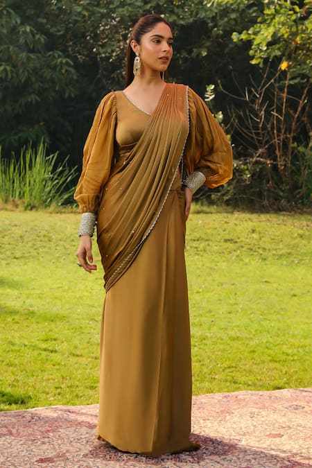 Ajiesh Oberoi Ayesha Pre-Draped Saree With Blouse 