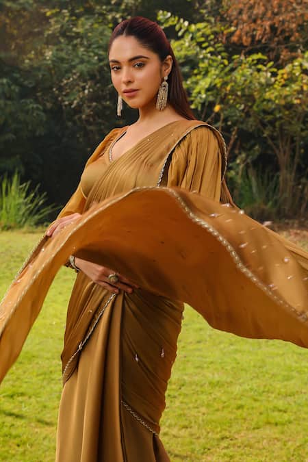 Buy Ajiesh Oberoi Gold Organza, Chiffon, Satin Sequins, Ayesha Pre-draped Saree With Blouse Buy_Ajiesh Oberoi_Gold Organza, Chiffon, Satin Sequins, Ayesha Pre-draped Saree With Blouse
