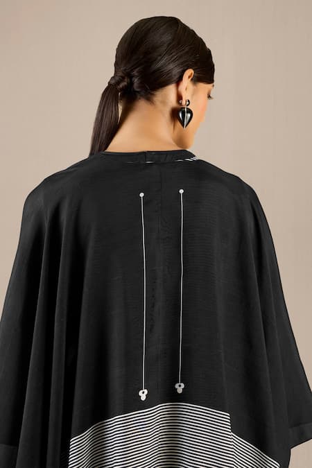 Buy_Ampm_Black Silk Buckles Round Neck Riha Stripe Detailed Cape With Dress 