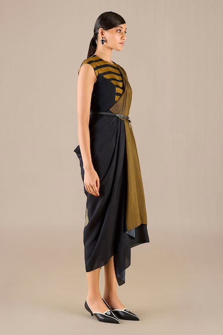 Buy Ampm Black Silk Round Neck Stripe Detailed Pre-draped Saree Gown Online at Aza Fashions Buy_Ampm_Black Silk Round Neck Stripe Detailed Pre-draped Saree Gown _Online_at_Aza_Fashions