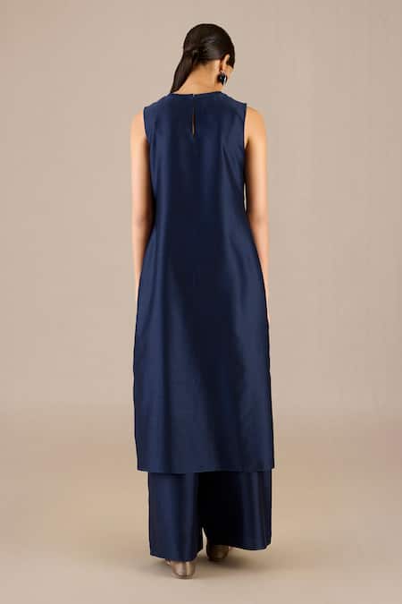 Buy Ampm Blue Chanderi V-neck Hiba Color-block Kurta And Pant Set Online at Aza Fashions Buy_Ampm_Blue Chanderi V-neck Hiba Color-block Kurta And Pant Set _Online_at_Aza_Fashions