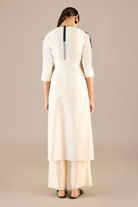 Ampm_Ivory Chanderi Embroidery Round Neck Bina Kurta Set With Striped Dupatta _Online_at_Aza_Fashions