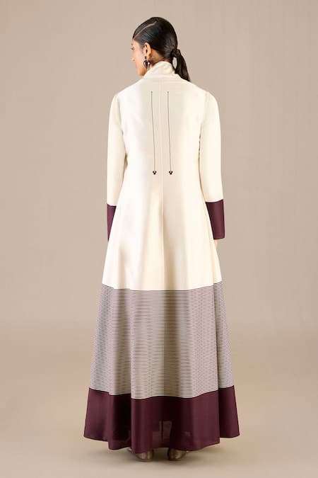 Ampm Ivory Woven Stripe Abaya With Inner 