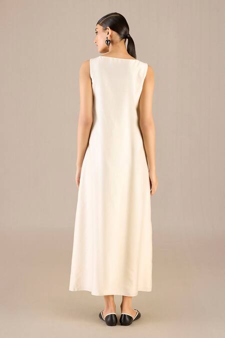 Buy Ampm Ivory Chanderi Scoop , Shawl Striped Abaya Set Online at Aza Fashions Buy_Ampm_Ivory Chanderi Scoop , Shawl Striped Abaya Set _Online_at_Aza_Fashions