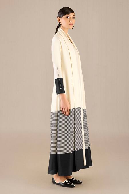 Ampm Ivory Chanderi Scoop , Shawl Striped Abaya Set at Aza Fashions Ampm_Ivory Chanderi Scoop , Shawl Striped Abaya Set _at_Aza_Fashions
