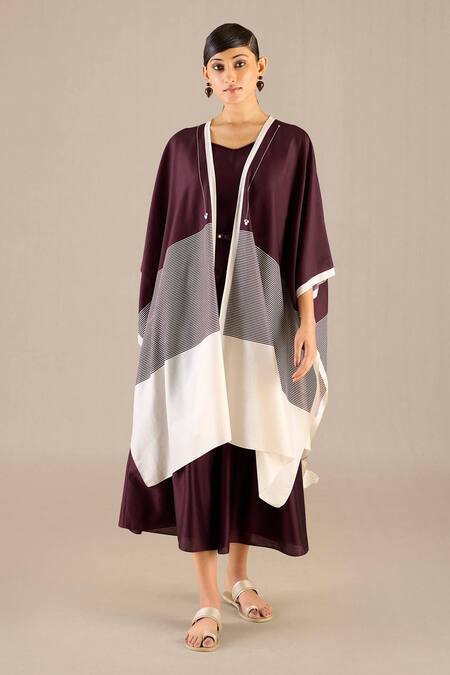 Shop_Ampm_Purple Chanderi Cotton Sweetheart Neck Aalia Woven Cape Jumpsuit Set_Online_at_Aza_Fashions