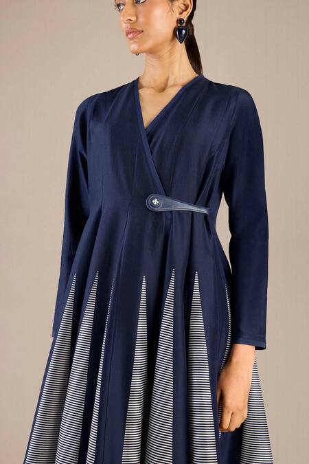 Buy Ampm Blue Chanderi V-neck Asma Woven Dress Online at Aza Fashions Buy_Ampm_Blue Chanderi V-neck Asma Woven Dress _Online_at_Aza_Fashions