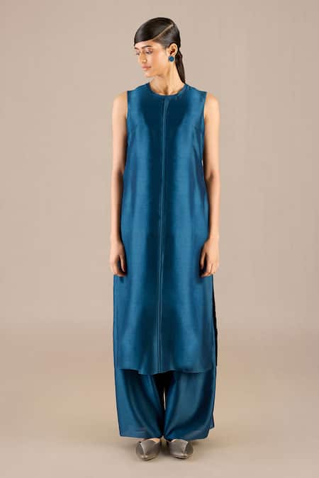 Buy_Ampm_Blue Chanderi Round Neck Iilana Woven High-low Cape Palazzo Set _Online_at_Aza_Fashions