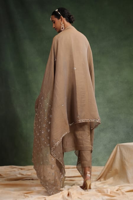 Shop_Charu Makkar_Brown Chanderi Embroidery V-neck Brick-o-la Solid Straight Kurta Pant Set _at_Aza_Fashions