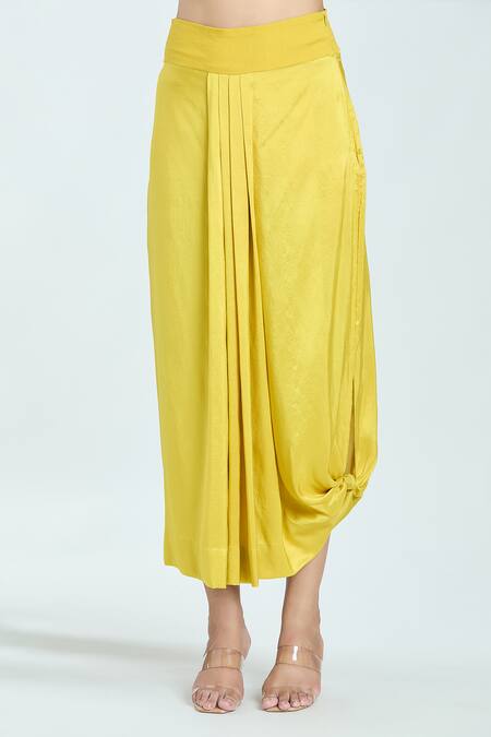 Anamika Khanna Yellow Silk Sequins Round Neck Paisley Embroidered Kaftan With Draped Skirt Online at Aza Fashions Anamika Khanna_Yellow Silk Sequins Round Neck Paisley Embroidered Kaftan With Draped Skirt_Online_at_Aza_Fashions