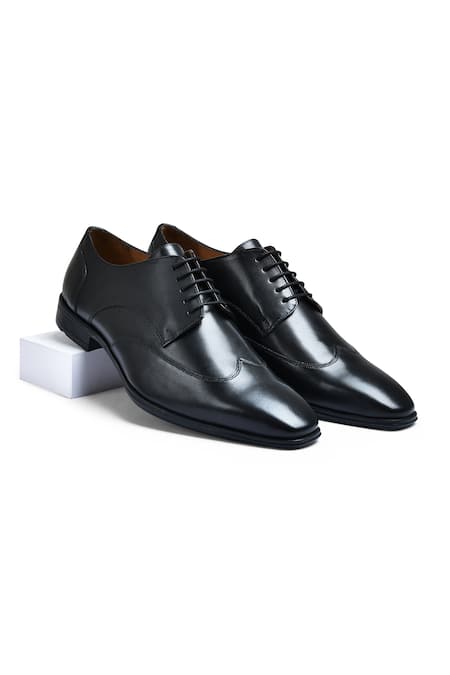 Wednesday Lifestyle Derby Classic II Dominic Wingtip Derby Shoes 