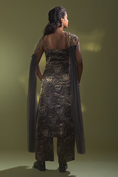 Aurul Floral Pattern Straight Kurta Set 