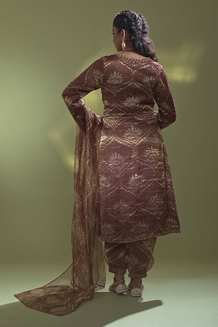 Aurul Floral Pattern Kurta Set 
