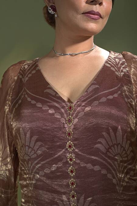 Aurul Brown Tissue, , Chanderi Crystals, Floral Pattern Kuta Pant Set Online at Aza Fashions Aurul_Brown Tissue, , Chanderi Crystals, Floral Pattern Kuta Pant Set _Online_at_Aza_Fashions