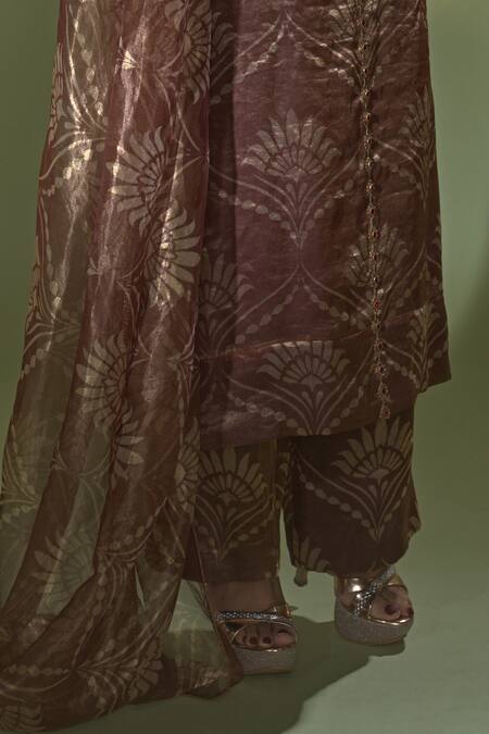 Shop Aurul Brown Tissue, , Chanderi Crystals, Floral Pattern Kuta Pant Set Online at Aza Fashions Shop_Aurul_Brown Tissue, , Chanderi Crystals, Floral Pattern Kuta Pant Set _Online_at_Aza_Fashions