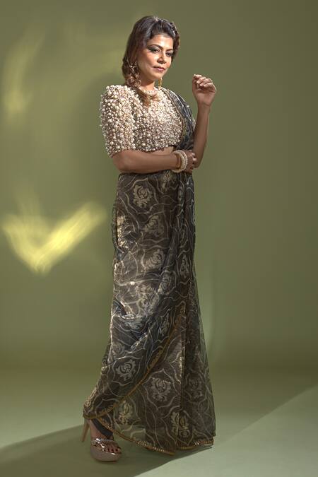 Aurul_Blue Net, Silk, Linen Pearls Round Neck Floral Pattern Saree With Blouse _at_Aza_Fashions