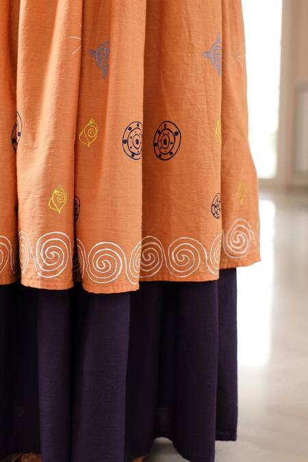 Buy_Pheeta_Orange Lehenga And Blouse Cotton Hand Painted V Neck Amber Set