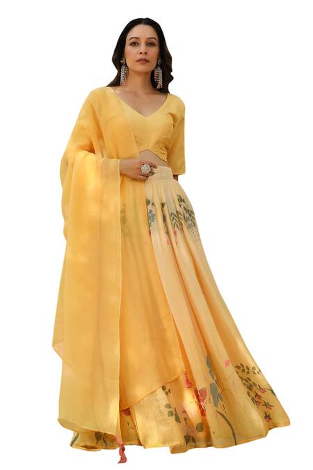 Buy_Pheeta_Gold Blouse Muslin Digital Print Floral V Neck Sanjh Lehenga Set_Online_at_Aza_Fashions