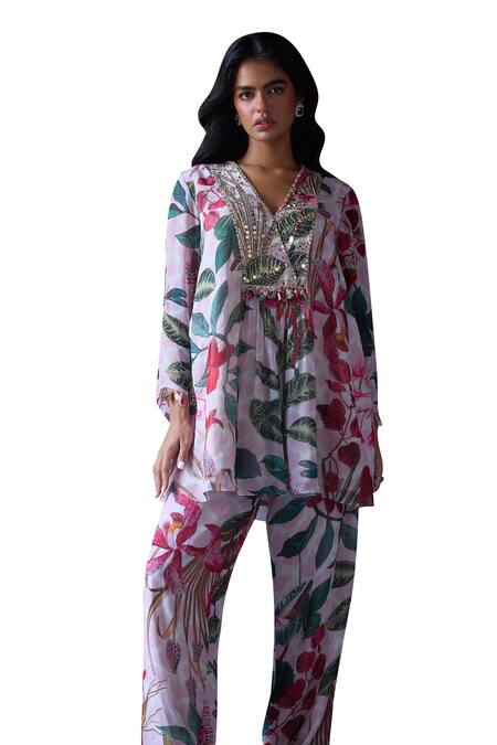 Mahima Mahajan_Pink Georgette Mirrors, Embroidery V-neck Saya Tropical Print Kurta With Pant _Online_at_Aza_Fashions
