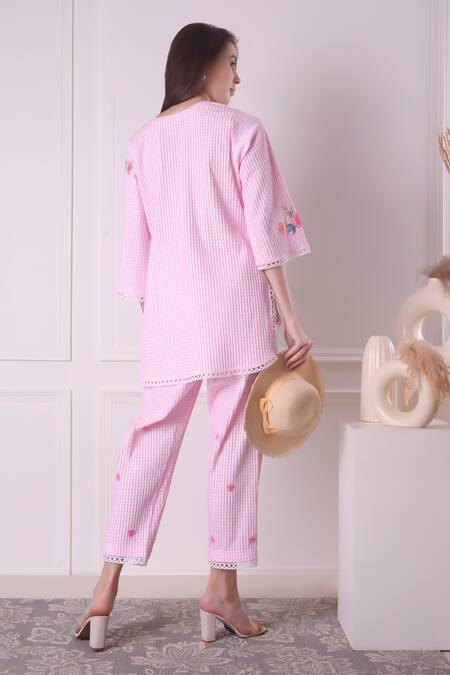 Shop_Surabhi Arya_Pink Cotton Embroidery Round Neck Checkered Floral Patchwork Shirt And Pant Set _at_Aza_Fashions