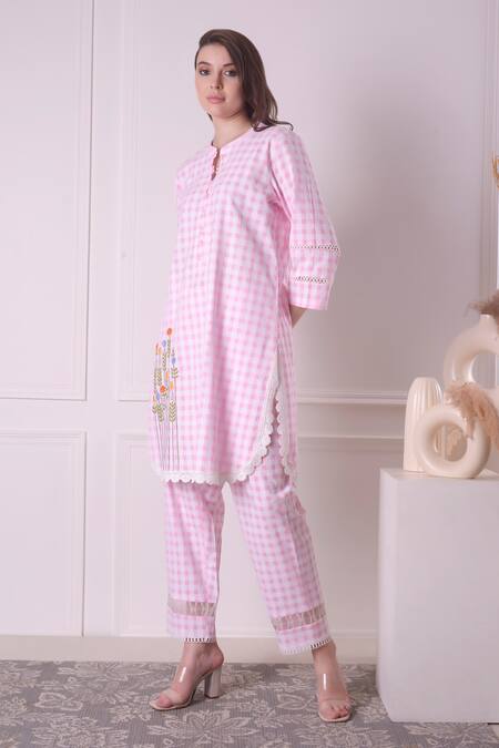Buy_Surabhi Arya_Pink Cotton Embroidery Round Neck Checkered Floral Tunic And Pant Set 