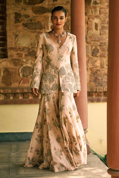 Bhumika Sharma_Pink Georgette Embroidery V-neck Sylvia Flower Print Jacket With Pant _Online_at_Aza_Fashions