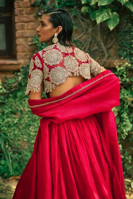 Shop Bhumika Sharma Red Organza, Net Embroidery Round Neck Lehenga Blouse Set at Aza Fashions Shop_Bhumika Sharma_Red Organza, Net Embroidery Round Neck Lehenga Blouse Set _at_Aza_Fashions