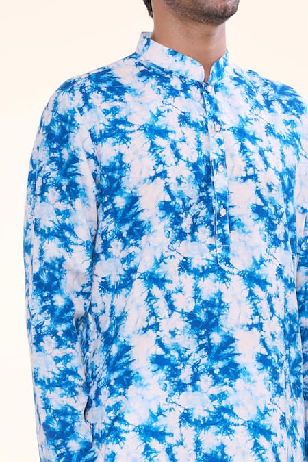Arihant Rai Sinha_Blue Cotton, Silk Tie Dye Magic Print Kurta With Churidar _at_Aza_Fashions
