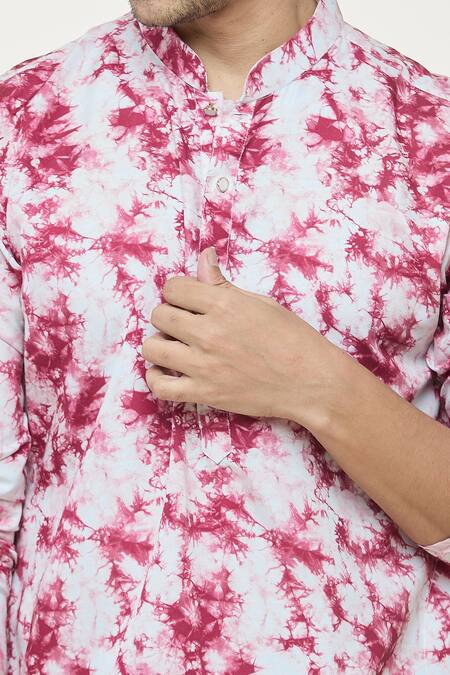 Arihant Rai Sinha_Red Cotton Straight Printed Kurta _at_Aza_Fashions