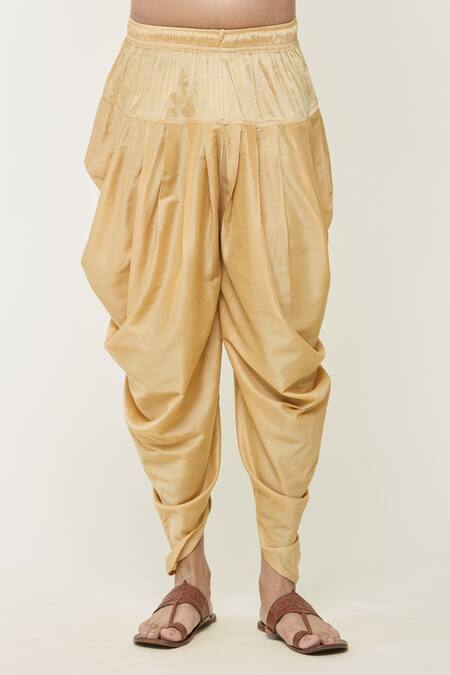 Buy Arihant Rai Sinha Red Silk Sequins, Embroidery Scallop Border Sherwani Set Buy_Arihant Rai Sinha_Red Silk Sequins, Embroidery Scallop Border Sherwani Set