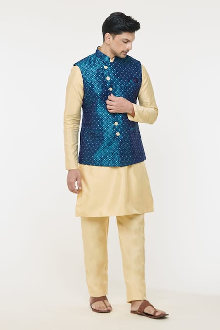 Arihant Rai Sinha Diamond Woven Bundi & Kurta Set 