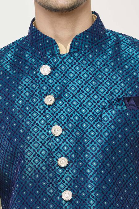 Arihant Rai Sinha_Blue Jacquard, Silk Diamonds Woven Bundi Set _at_Aza_Fashions