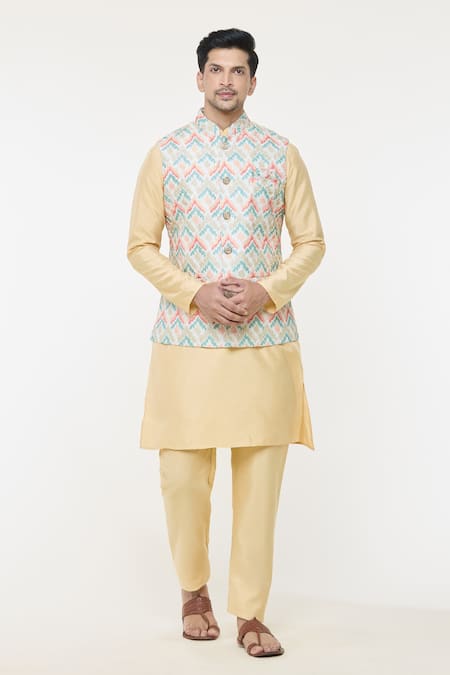 Arihant Rai Sinha Thread Embroidered Bundi & Kurta Set 