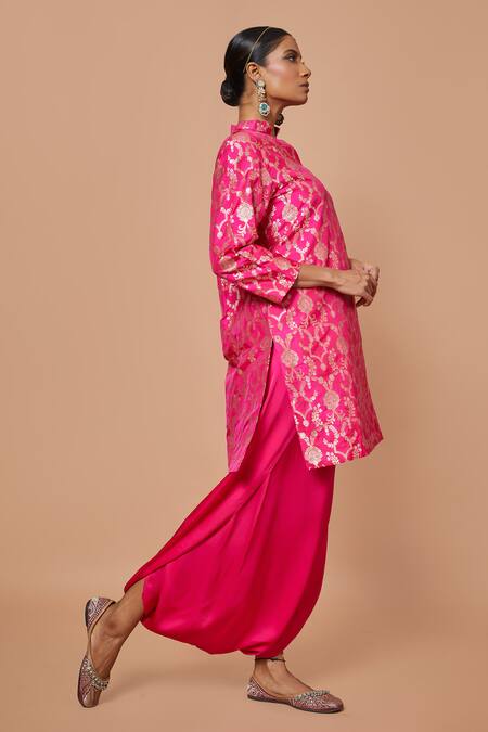 Shop_Vishwa By Pinki Sinha_Pink Silk Mandarin Collar Floral Woven Kurta With Dhoti Pant_Online_at_Aza_Fashions