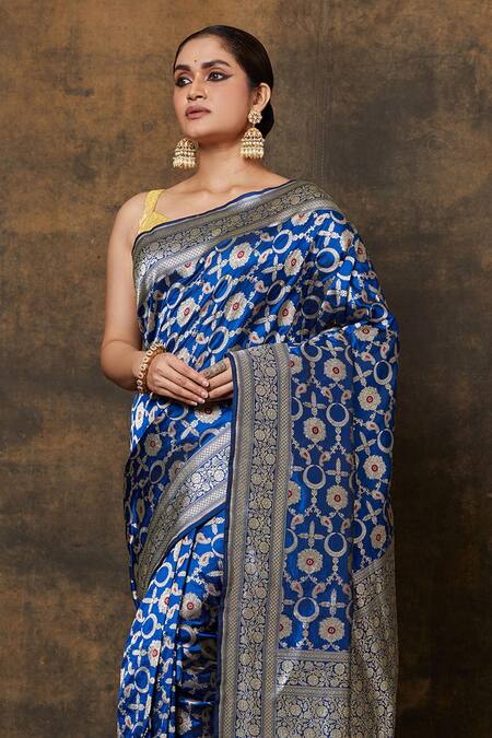 Vishwa By Pinki Sinha_Blue Silk Embroidery Woven Floral Half Moon Saree With Running Blouse Piece_Online_at_Aza_Fashions