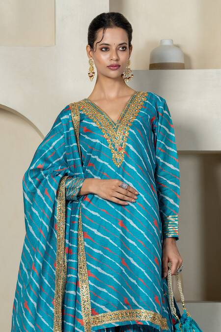 Yuvraani Jaipur_Green Kota Doria, Cotton Patti, Lace Diagonal Stripe Printed Sharara Set _at_Aza_Fashions