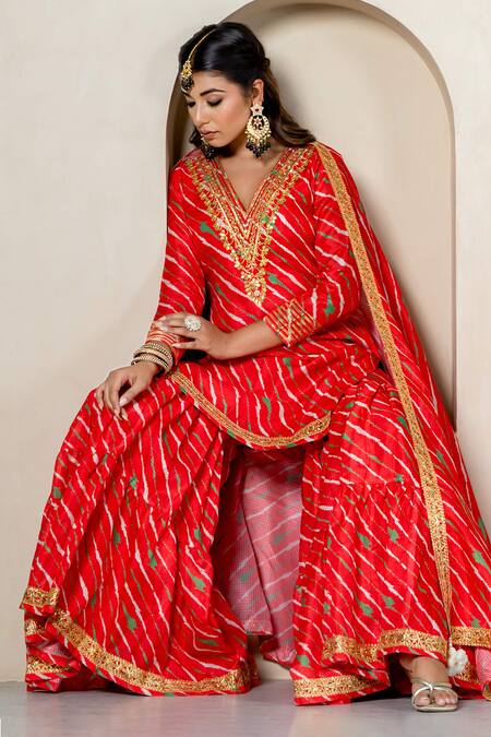 Buy_Yuvraani Jaipur_Red Kota Doria, Cotton Patti, Lace V-neck Stripe Printed Sharara Set _Online_at_Aza_Fashions