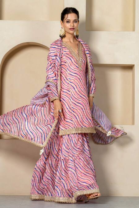 Buy_Yuvraani Jaipur_Peach Kota Doria, Cotton Embroidery, Lace, Embellished Kurta Sharara Set _Online_at_Aza_Fashions