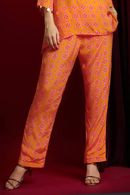 Aayushi Maniar_Orange Crepe, Silk Beads, Sequins Geometric Floral Print Short Kurta With Pant _at_Aza_Fashions