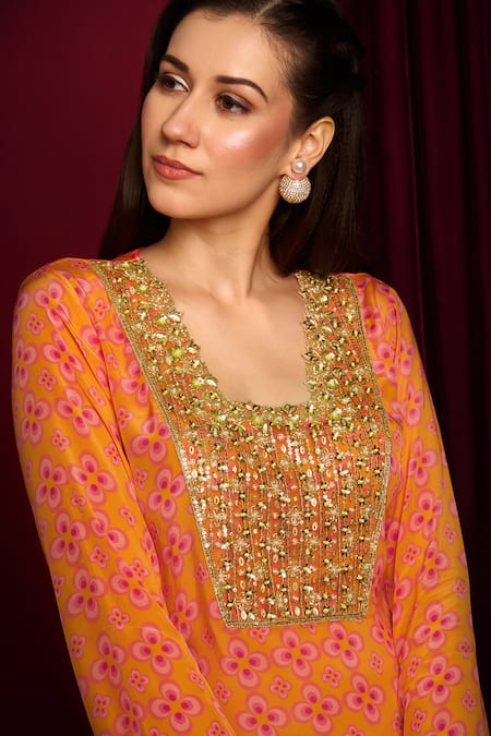 Shop_Aayushi Maniar_Orange Crepe, Silk Beads, Sequins Geometric Floral Print Short Kurta With Pant 