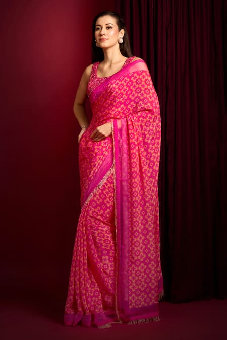 Shop Aayushi Maniar Pink Crepe, Net Sequins, Cut Work Round Neck Geometric Floral Print Saree Set Online at Aza Fashions Shop_Aayushi Maniar_Pink Crepe, Net Sequins, Cut Work Round Neck Geometric Floral Print Saree Set _Online_at_Aza_Fashions