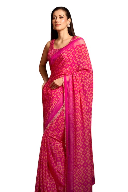 Aayushi Maniar Pink Crepe, Net Sequins, Cut Work Round Neck Geometric Floral Print Saree Set at Aza Fashions Aayushi Maniar_Pink Crepe, Net Sequins, Cut Work Round Neck Geometric Floral Print Saree Set _at_Aza_Fashions