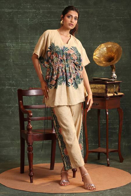 Soup By Sougat Paul_Beige Cotton Embroidery V-neck Floral Bloom Print Kaftan With Pant _at_Aza_Fashions