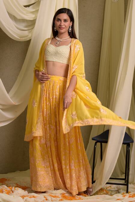 Tasuvure Indes_Yellow Georgette Pearls Sweetheart Neck Reyna Embroidered Lehenga Set With Cape _Online_at_Aza_Fashions