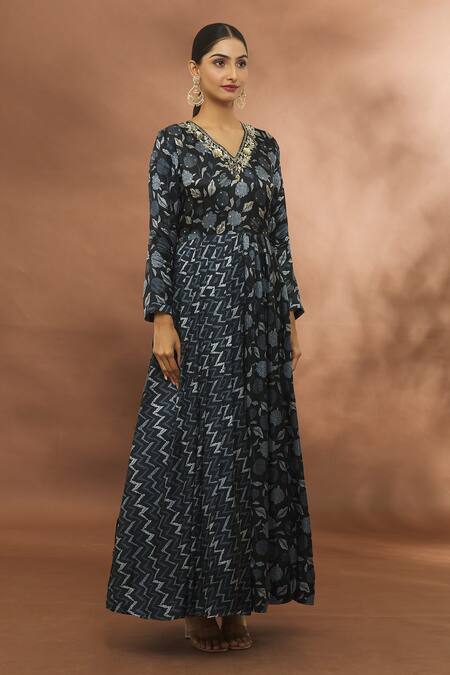 Buy Samyukta Singhania Black Embroidery V-neck Chevron And Floral Print Anarkali Online at Aza Fashions Buy_Samyukta Singhania_Black Embroidery V-neck Chevron And Floral Print Anarkali _Online_at_Aza_Fashions