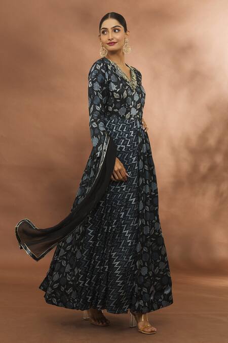 Shop Samyukta Singhania Black Embroidery V-neck Chevron And Floral Print Anarkali Online at Aza Fashions Shop_Samyukta Singhania_Black Embroidery V-neck Chevron And Floral Print Anarkali _Online_at_Aza_Fashions