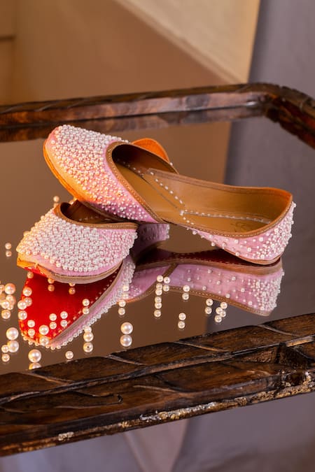 Loryphilory Pearl Mania Embellished Juttis 