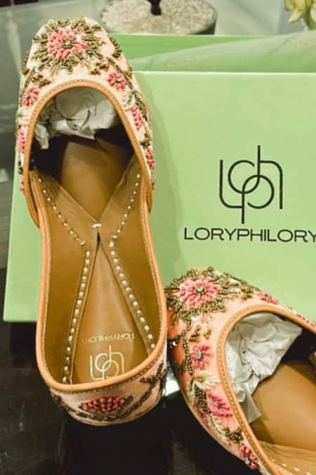 Loryphilory Rafia Floral Sequin Embroidered Juttis 